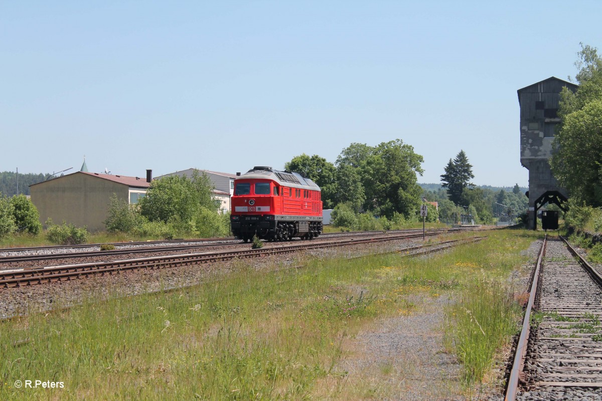 232 668-4 rollt Lz durch Pechbrunn in Richtung Weiden um ein Militärzug zu holen. 05.06.15