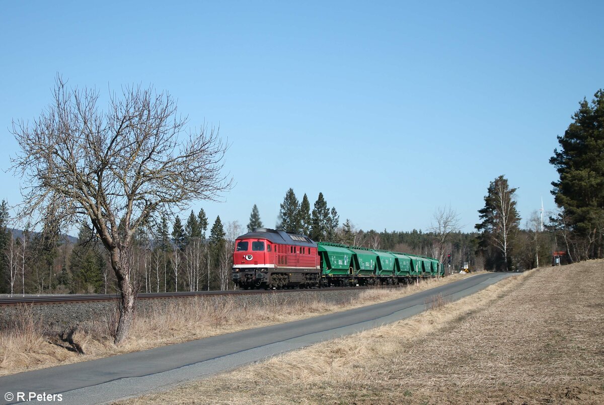 232 701 zieht bei Marktleuthen DGS 47287 Getreidezug Brake (Unterweser) - Kuty bei Marktleuthen. 12.03.21