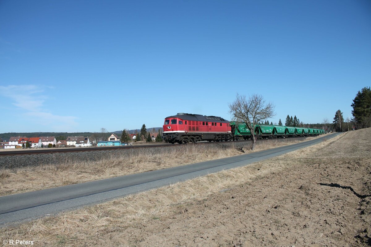 232 701 zieht bei Marktleuthen DGS 47287 Getreidezug Brake (Unterweser) - Kuty bei Marktleuthen. 12.03.21