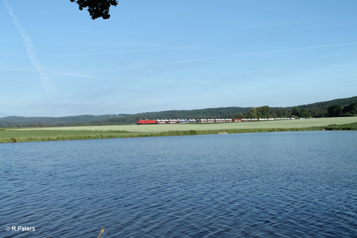 232 703 mit dem 51783 DZW - NNR bei Oberteich. 17.06.15