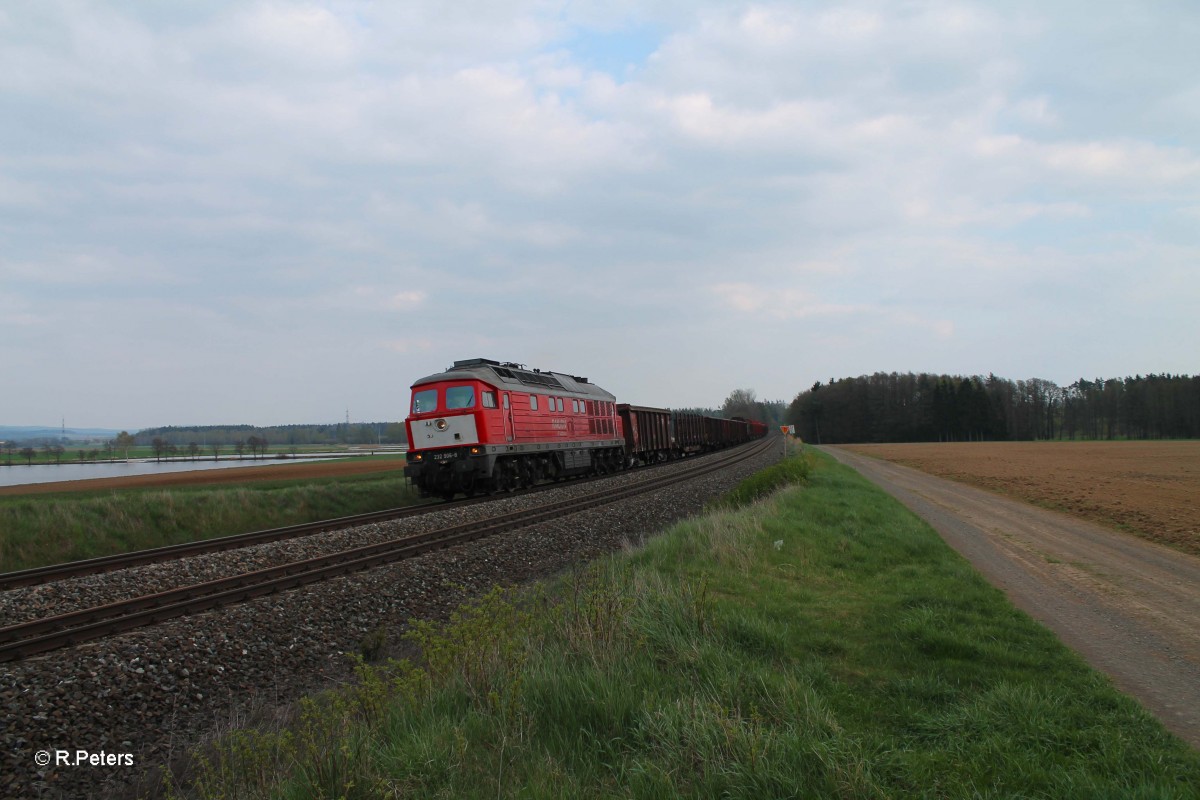 232 906-8 mit der Sonntags Wagenübergabe 56743 Nürnberg - Marktredwitz bei Oberteich. 13.04.14