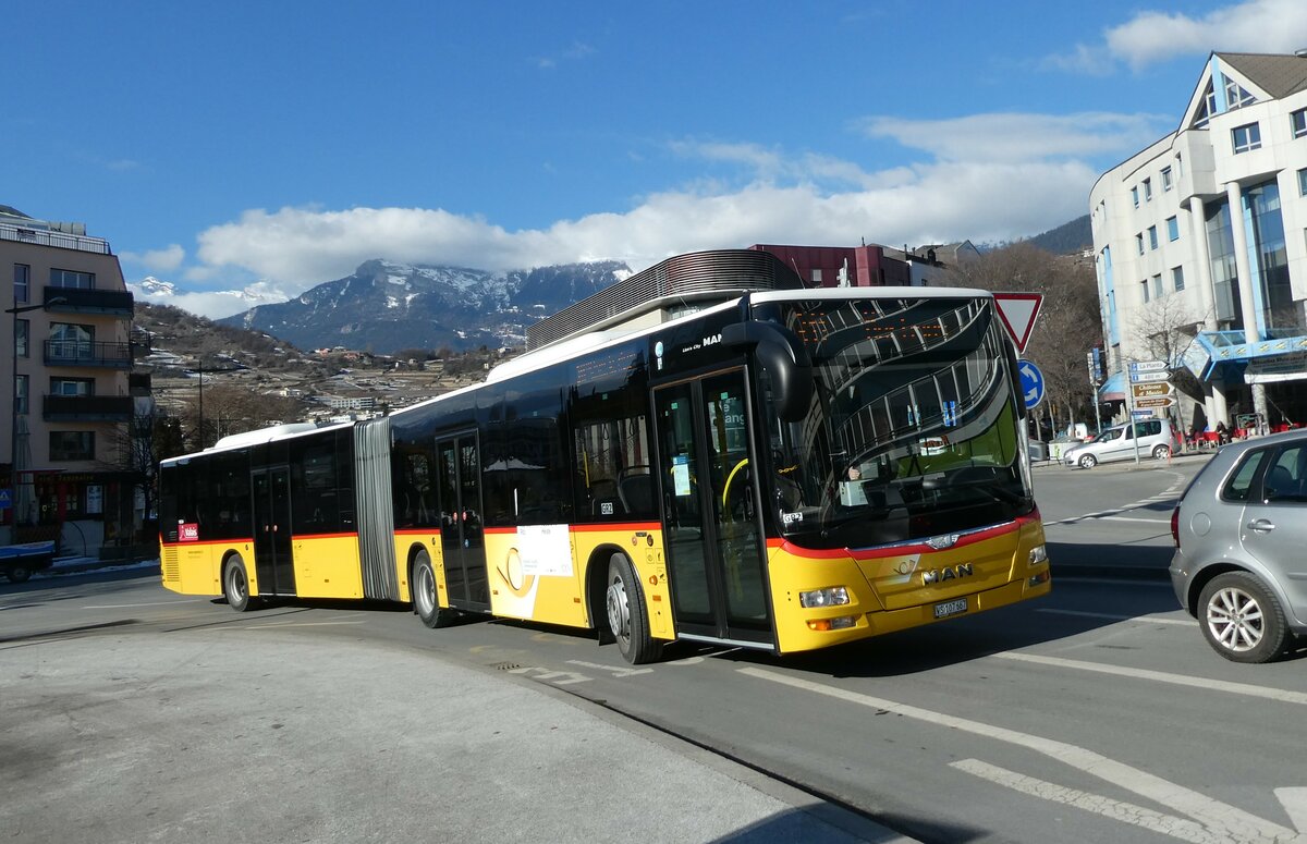 (232'231) - Buchard, Leytron - VS 107'667 - MAN am 21. Januar 2022 beim Bahnhof Sion