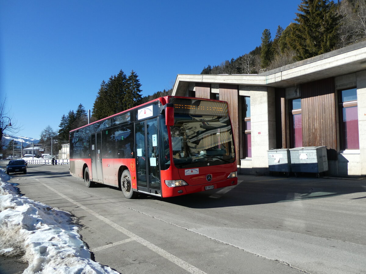 (232'274) - Leysin-Excursions, Leysin - VD 398'538 - Mercedes (ex Imfeld, D-Landstuhl) am 22. Januar 2022 beim Bahnhof Leysin-Feydey