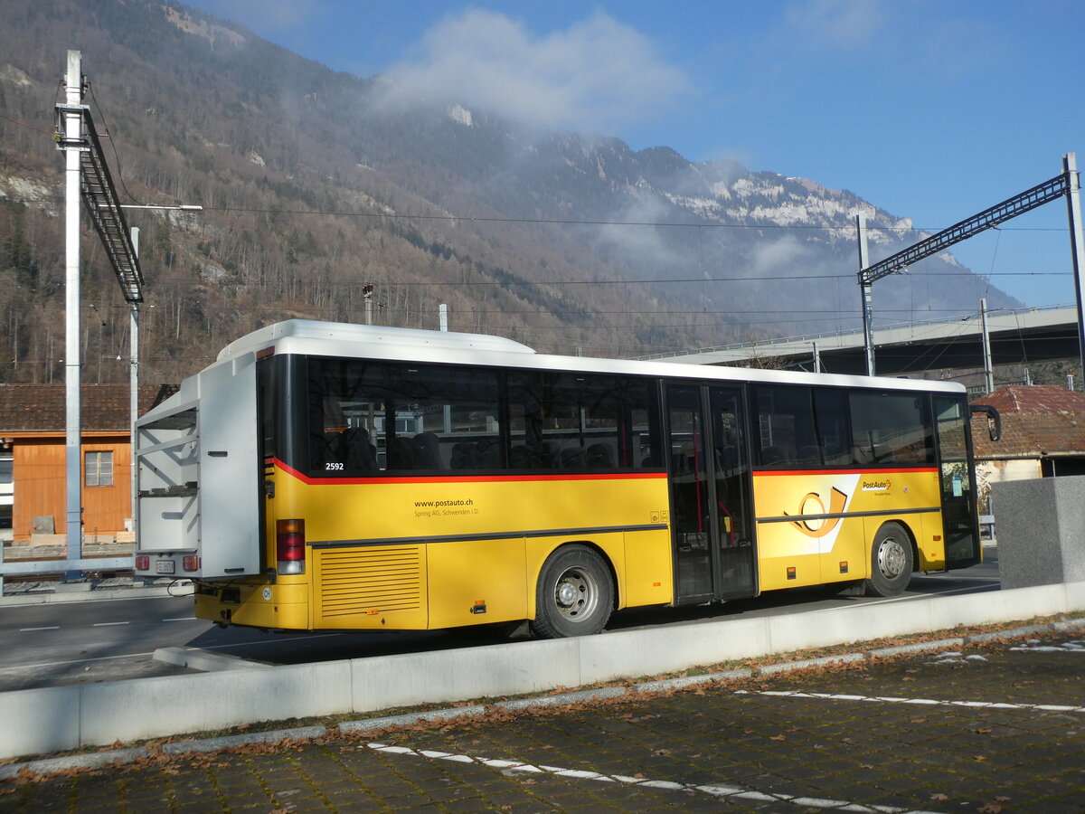 (232'425) - Spring, Schwenden - BE 26'671 - Setra am 24. Januar 2022 beim Bahnhof Interlaken Ost