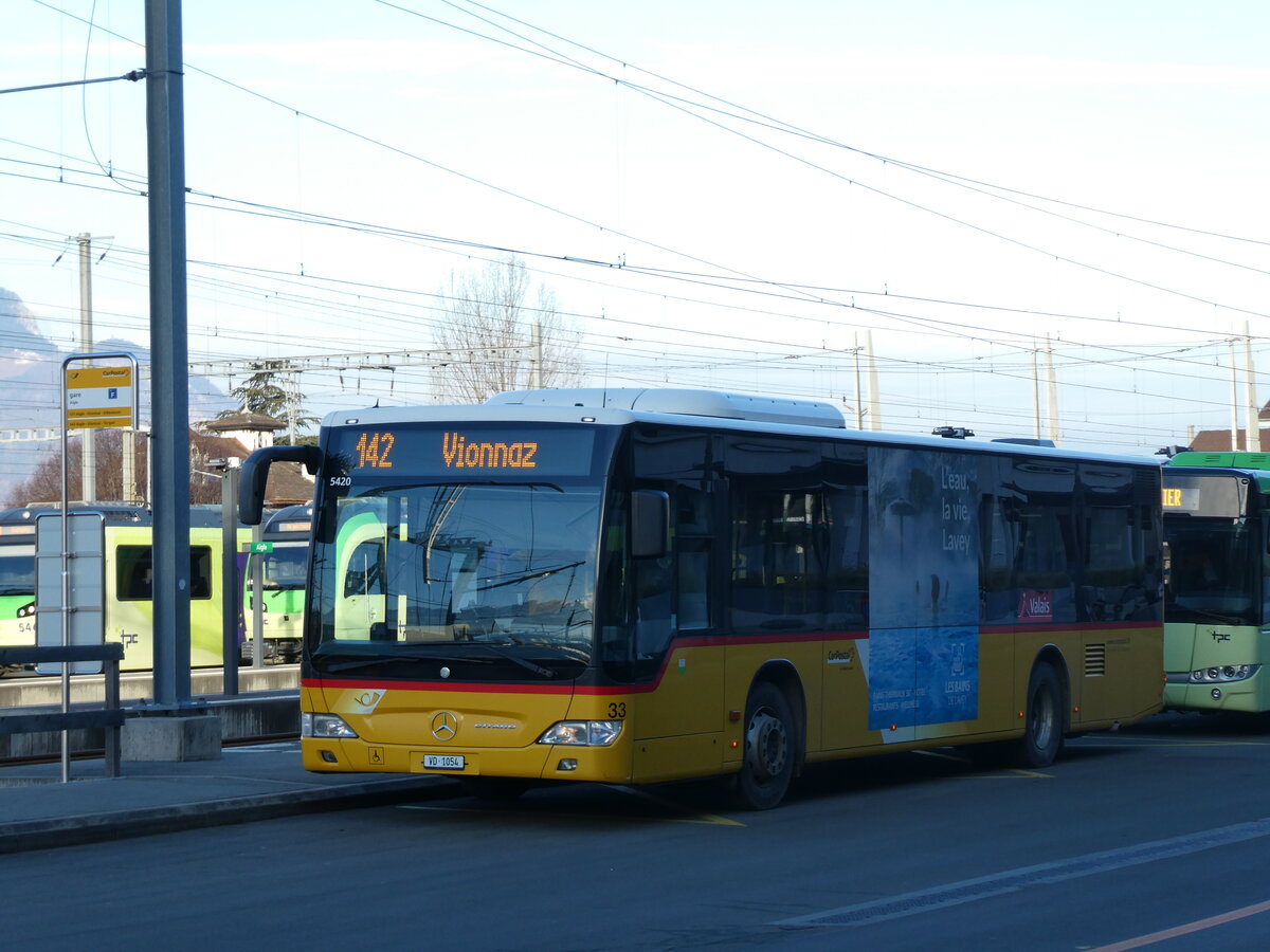 (232'437) - MOB Montreux - Nr. 33/VD 1054 - Mercedes am 29. Januar 2022 beim Bahnhof Aigle