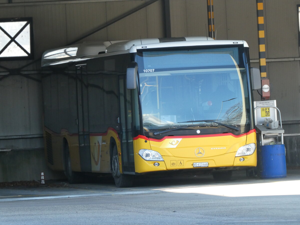 (232'538) - CarPostal Ouest - VD 613'446 - Mercedes am 30. Januar 2022 in Yverdon, Garage