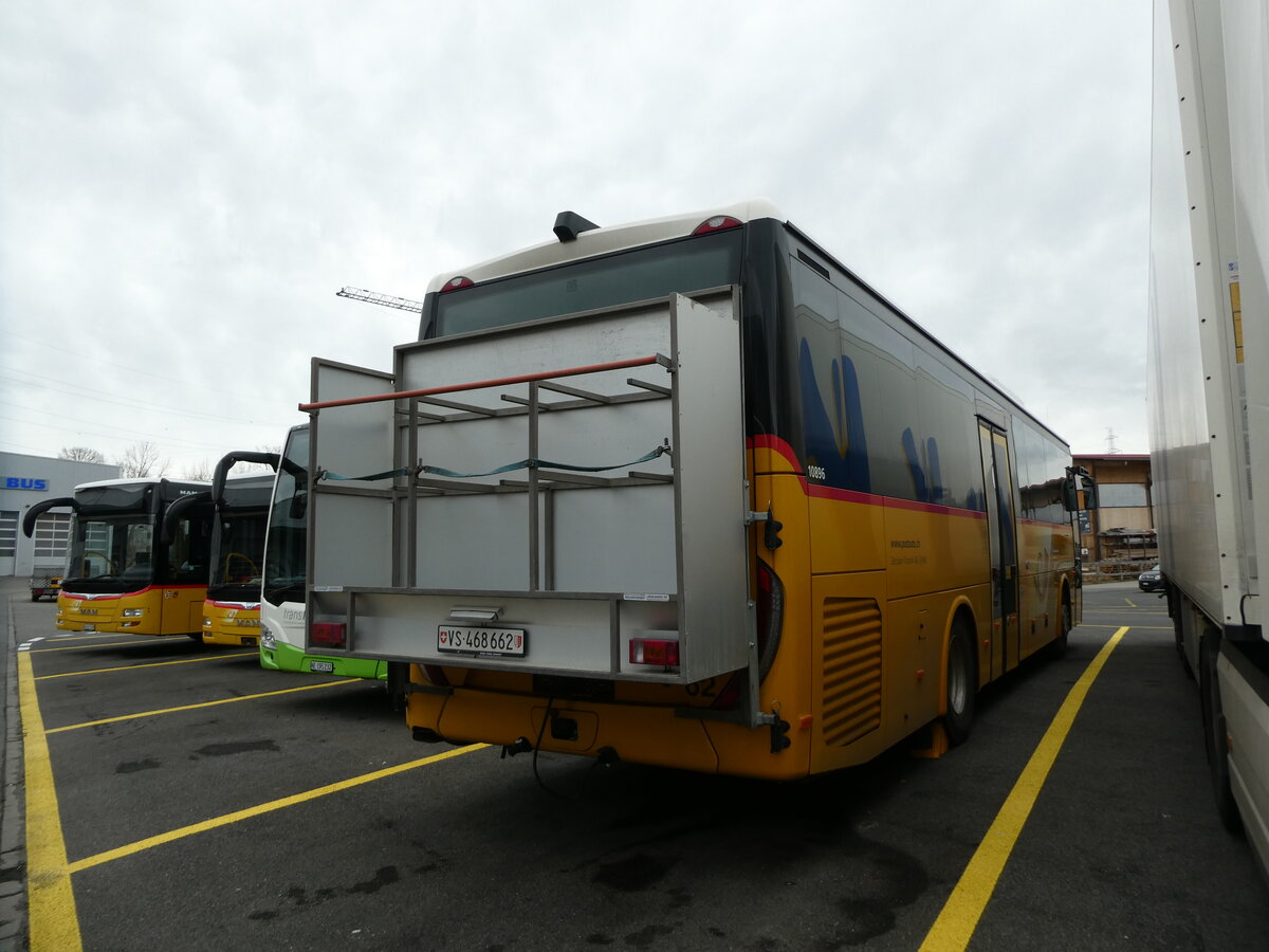 (232'711) - Zerzuben, Visp-Eyholz - Nr. 62/VS 468'662 - Iveco am 6. Februar 2022 in Kerzers, Interbus