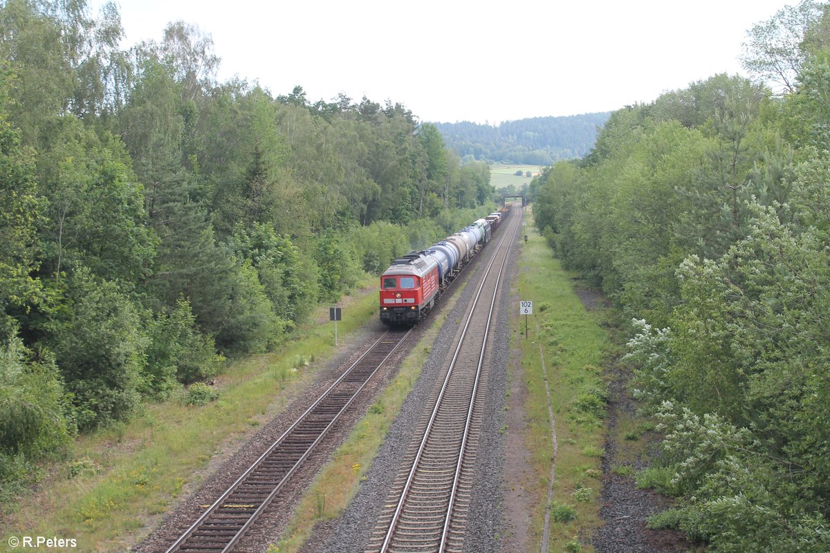 233 510-7 zieht den EZ 51717 DZW - NNR durch immenreuth. 20.06.19