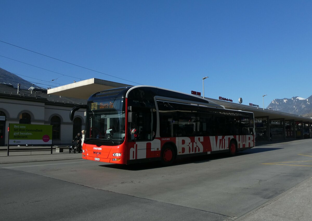 (233'611) - Chur Bus, Chur - Nr. 9/GR 97'509 - MAN am 9. Mrz 2022 beim Bahnhof Chur