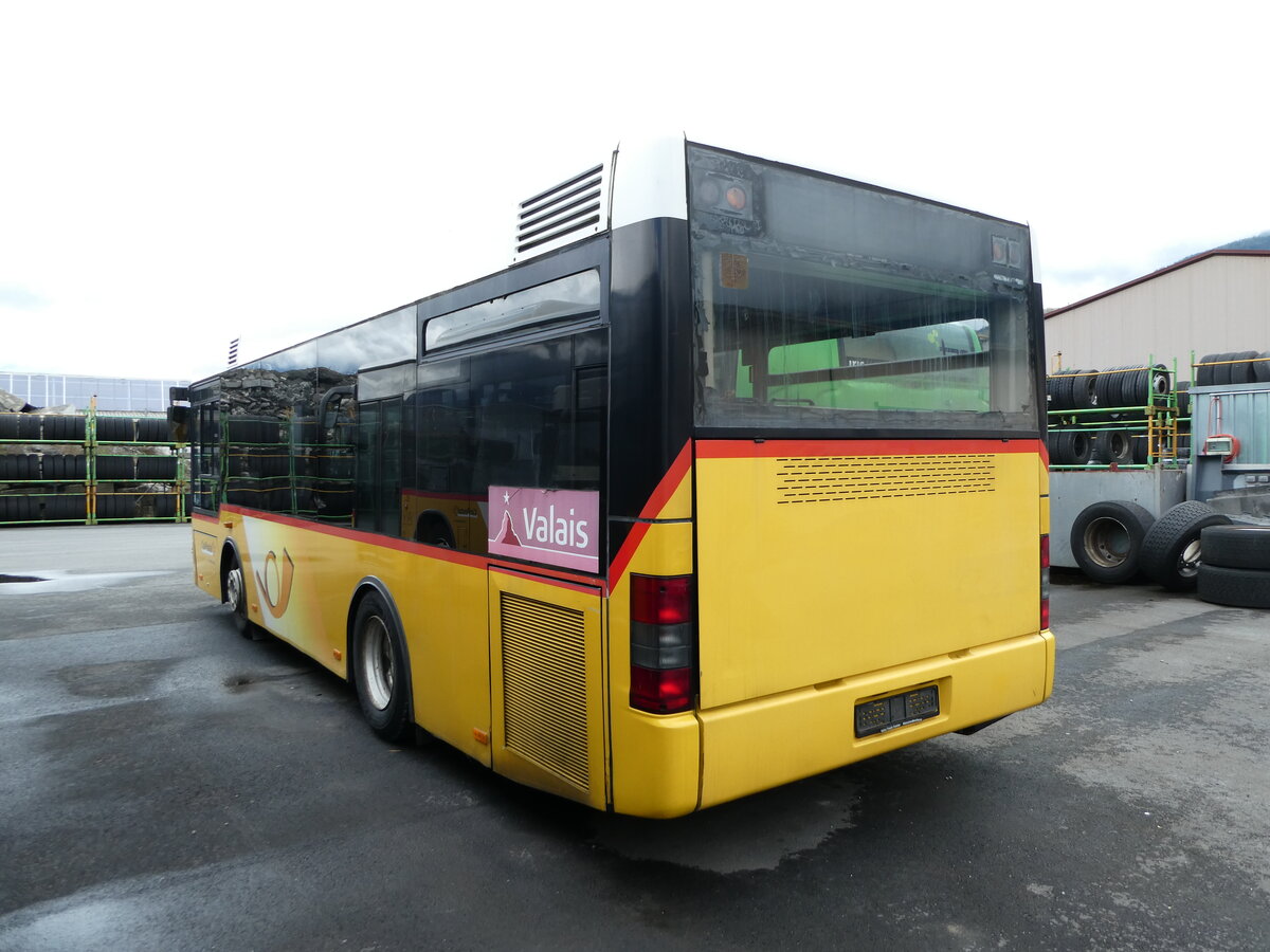 (234'289) - MOB Montreux - Nr. 34 - MAN/Gppel (ex TSAR, Sierre; ex PostAuto Bern; ex P 23'032) am 9. April 2022 in Collombey, Garage TPC