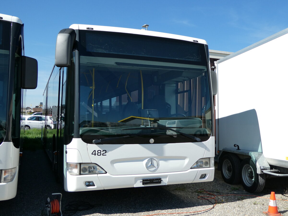 (234'722) - Intertours, Domdidier - Nr. 482 - Mercedes (ex PostAuto Bern Nr. 9; ex Klopfstein, Laupen Nr. 9) am 18. April 2022 in Domdidier, Garage