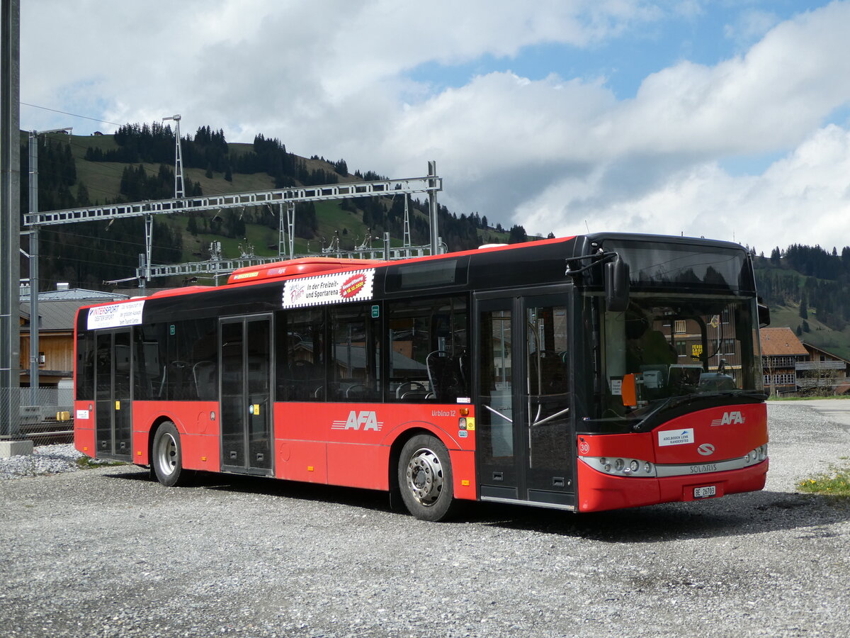 (234'844) - AFA Adelboden - Nr. 30/BE 26'703 - Solaris am 26. April 2022 beim Bahnhof Zweisimmen