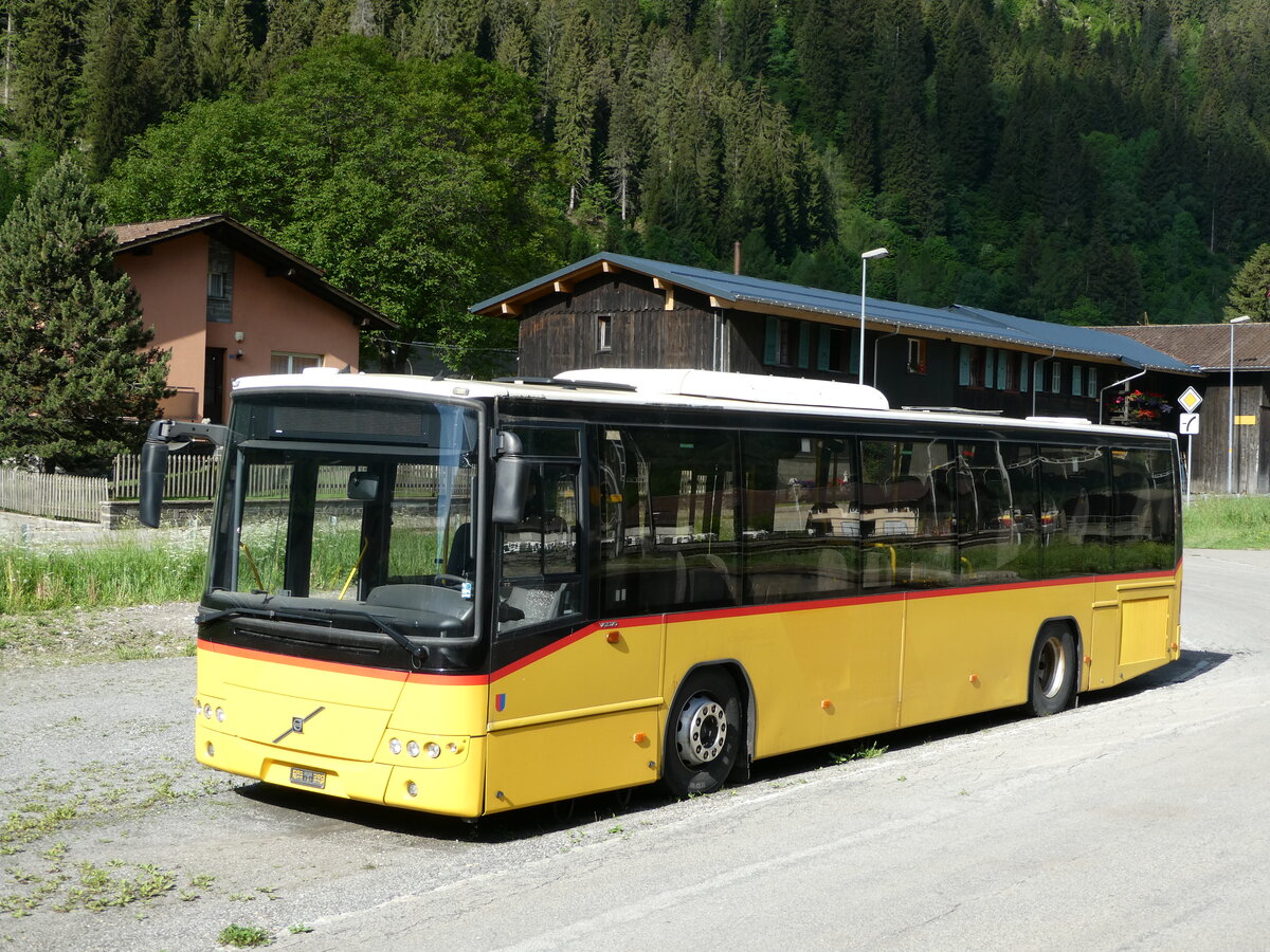 (236'230) - Marchetti, Airolo - (TI 241'034) - Volvo am 26. Mai 2022 in Ambri, Garage