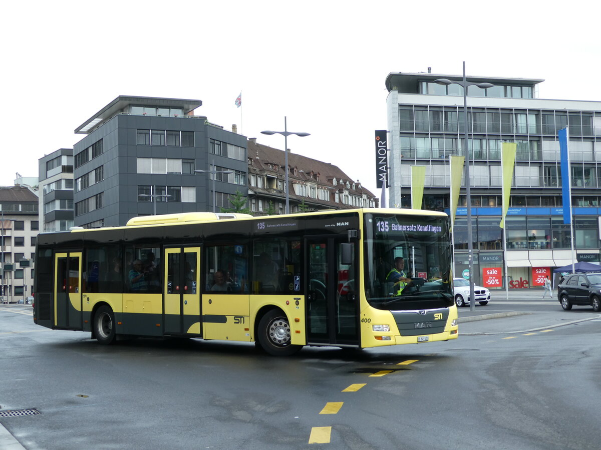 (237'350) - STI Thun - Nr. 400/BE 849'400 - MAN am 22. Juni 2022 beim Bahnhof Thun