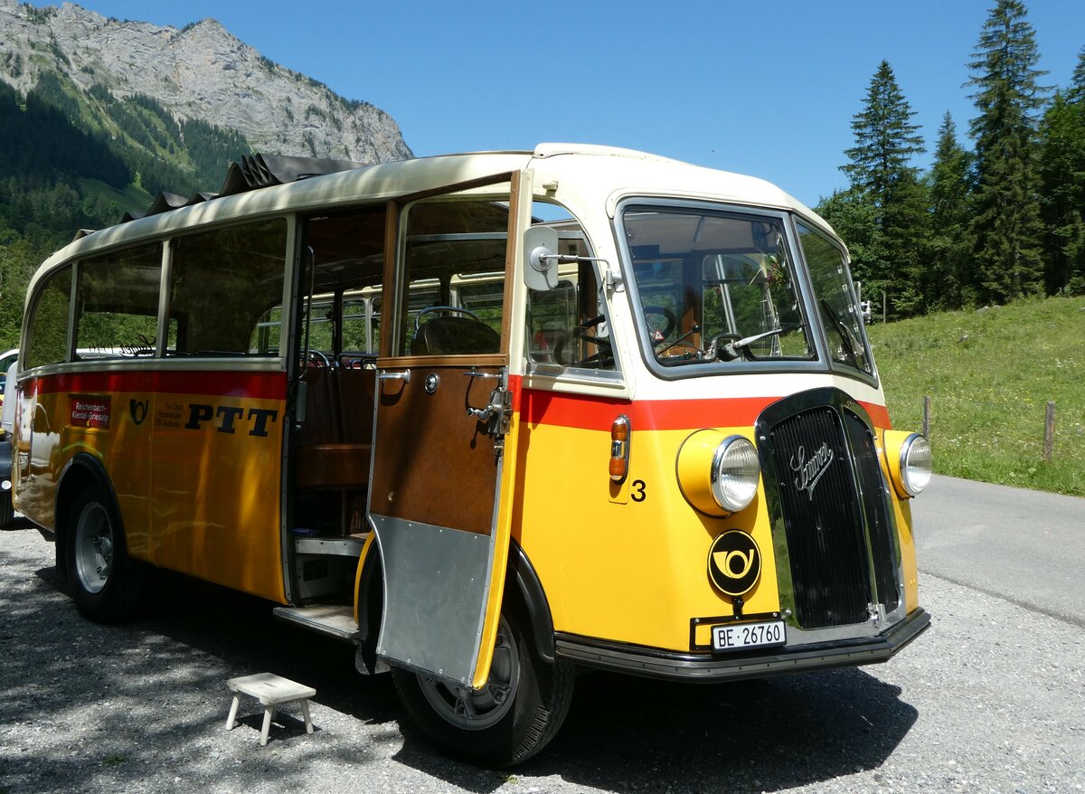 (237'615) - Schmid, Thrishaus - Nr. 3/BE 26'760 - Saurer/Gangloff (ex Geiger, Adelboden Nr. 3) am 26. Juni 2022 in Kiental, Tschingelsee