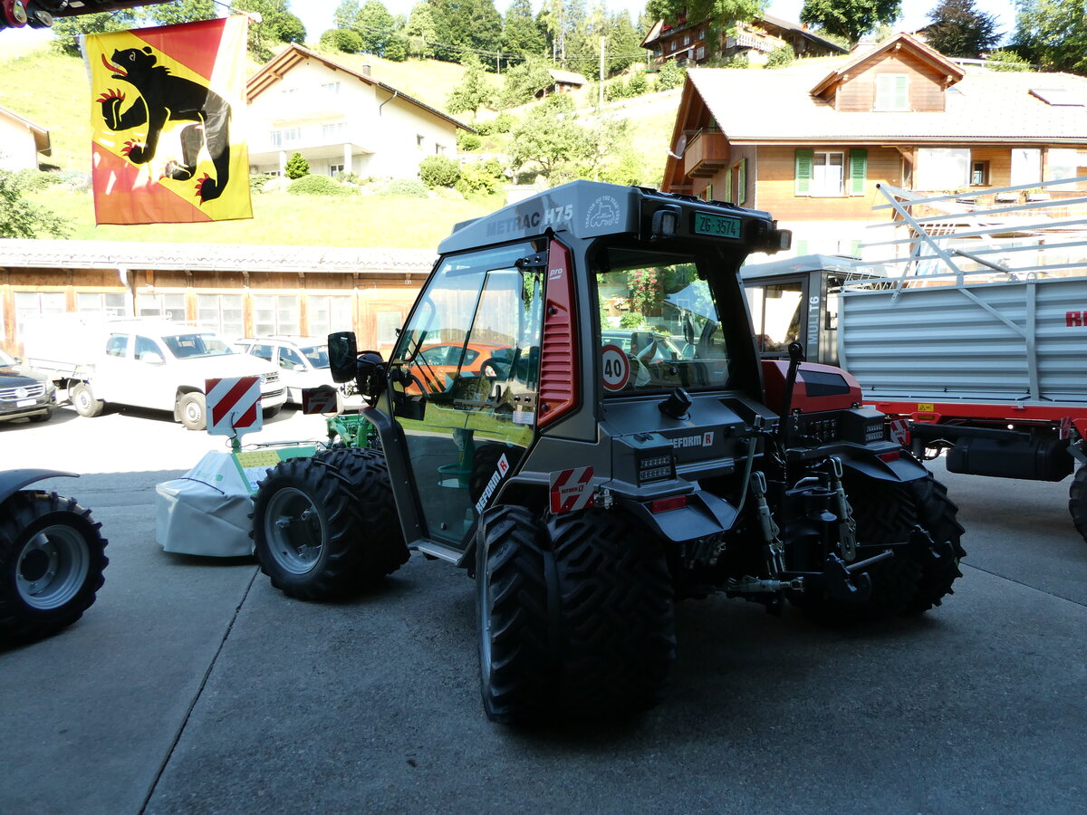 (237'826) - Reform-Metrac - ZG 3574 - am 3. Juli 2022 in Teuffenthal, Garage Moser