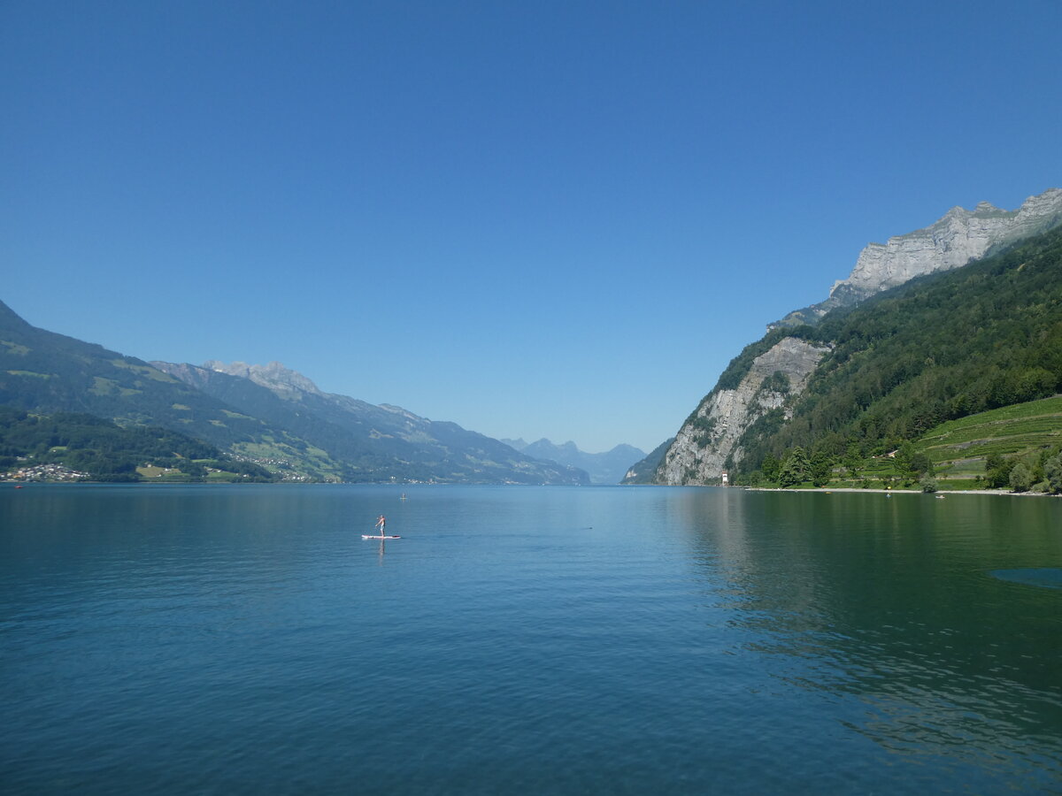 (238'222) - Der Walensee am 17. Juli 2022 bei Walenstadt