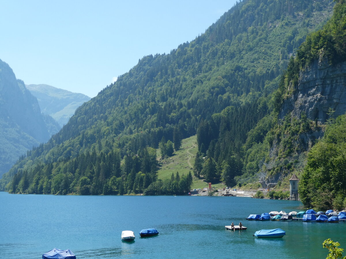 (238'256) - Der Kl�ntalersee am 17. Juli 2022 in Kl�ntal
