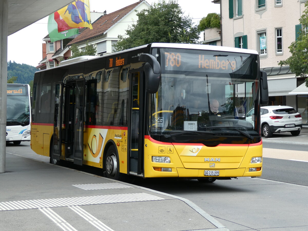 (239'257) - Postautobetriebe Unteres Toggenburg, Ganterschwil - SG 215'399 - MAN/Gppel am 20. August 2022 beim Bahnhof Wattwil