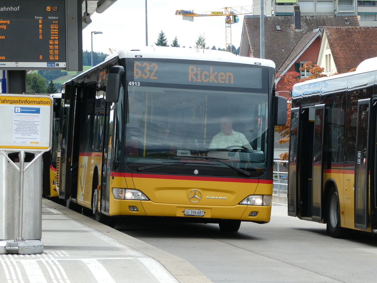 (239'285) - PostAuto Ostschweiz - SG 396'687 - Mercedes am 20. August 2022 beim Bahnhof Uznach