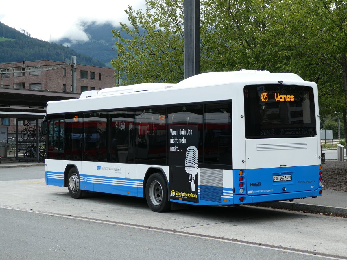 (239'301) - BSW Sargans - Nr. 317/SG 169'343 - Scania/Hess am 20. August 2022 beim Bahnhof Sargans