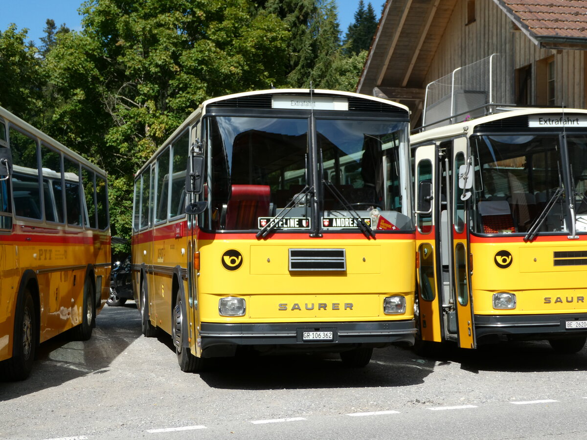 (239'865) - Ackermann, Landquart - GR 106'362 - Saurer/R&J (ex Fssler, Unteriberg; ex Schrch, Gutenburg Nr. 6; ex P 24'358) am 28. August 2022 in Schwarzenegg, Restaurant Kreuz