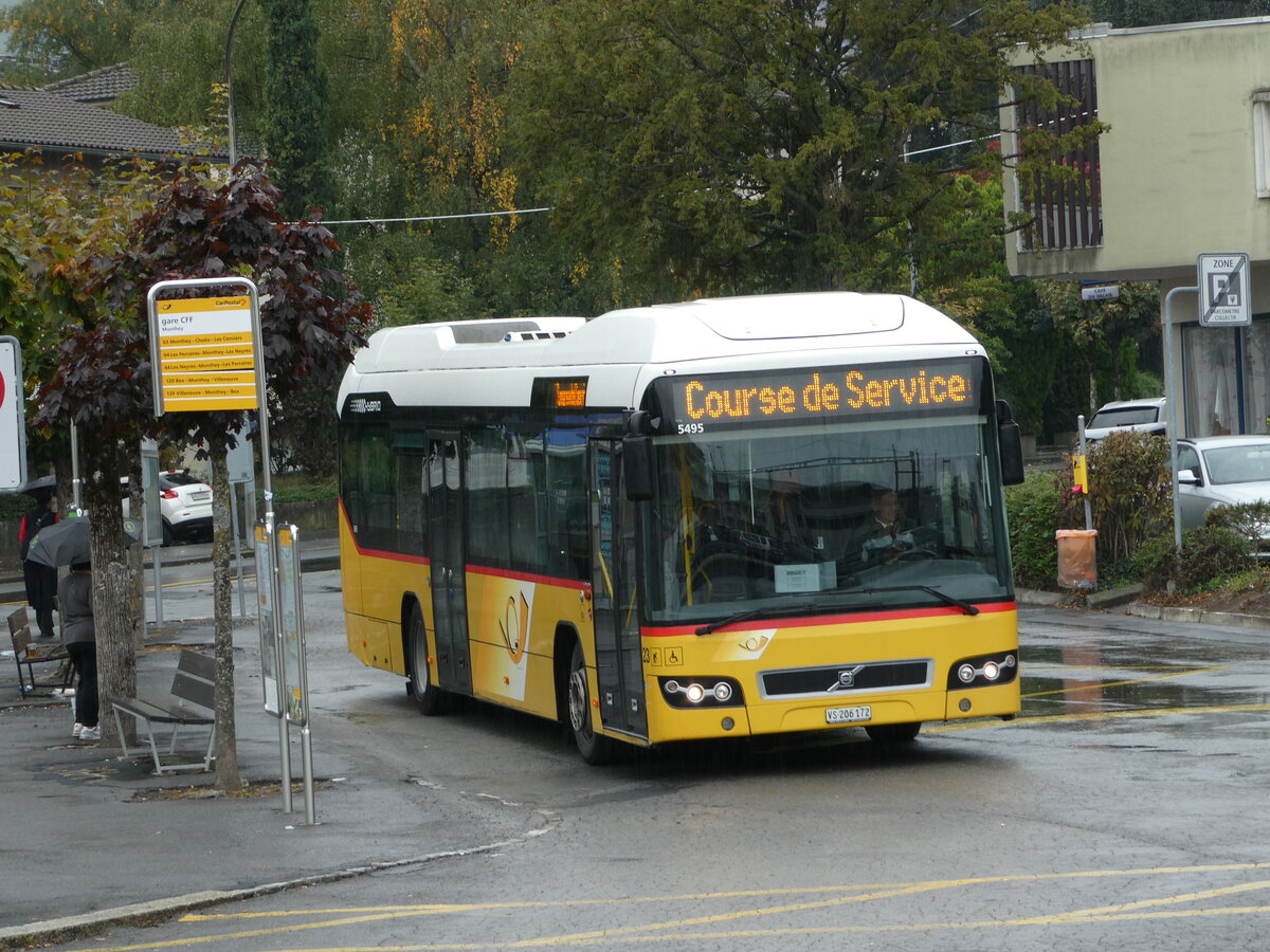 (240'697) - MOB Montreux - Nr. 23/VS 206'172 - Volvo (ex TPC Aigle Nr. CP22) am 8. Oktober 2022 beim Bahnhof Monthey CFF