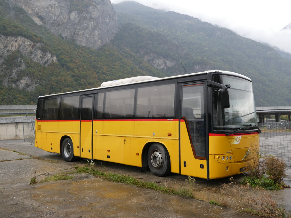 (240'698) - Evquoz, Erde - (VS 3291) - Volvo am 8. Oktober 2022 bei St-Maurice