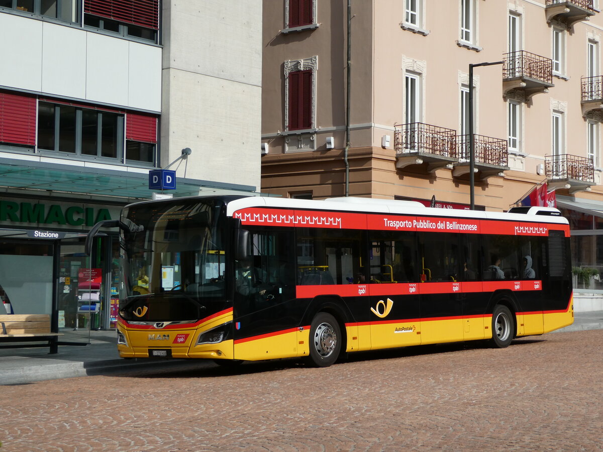 (241'294) - AutoPostale Ticino - TI 278'968 - MAN am 14. Oktober 2022 beim Bahnhof Bellinzona