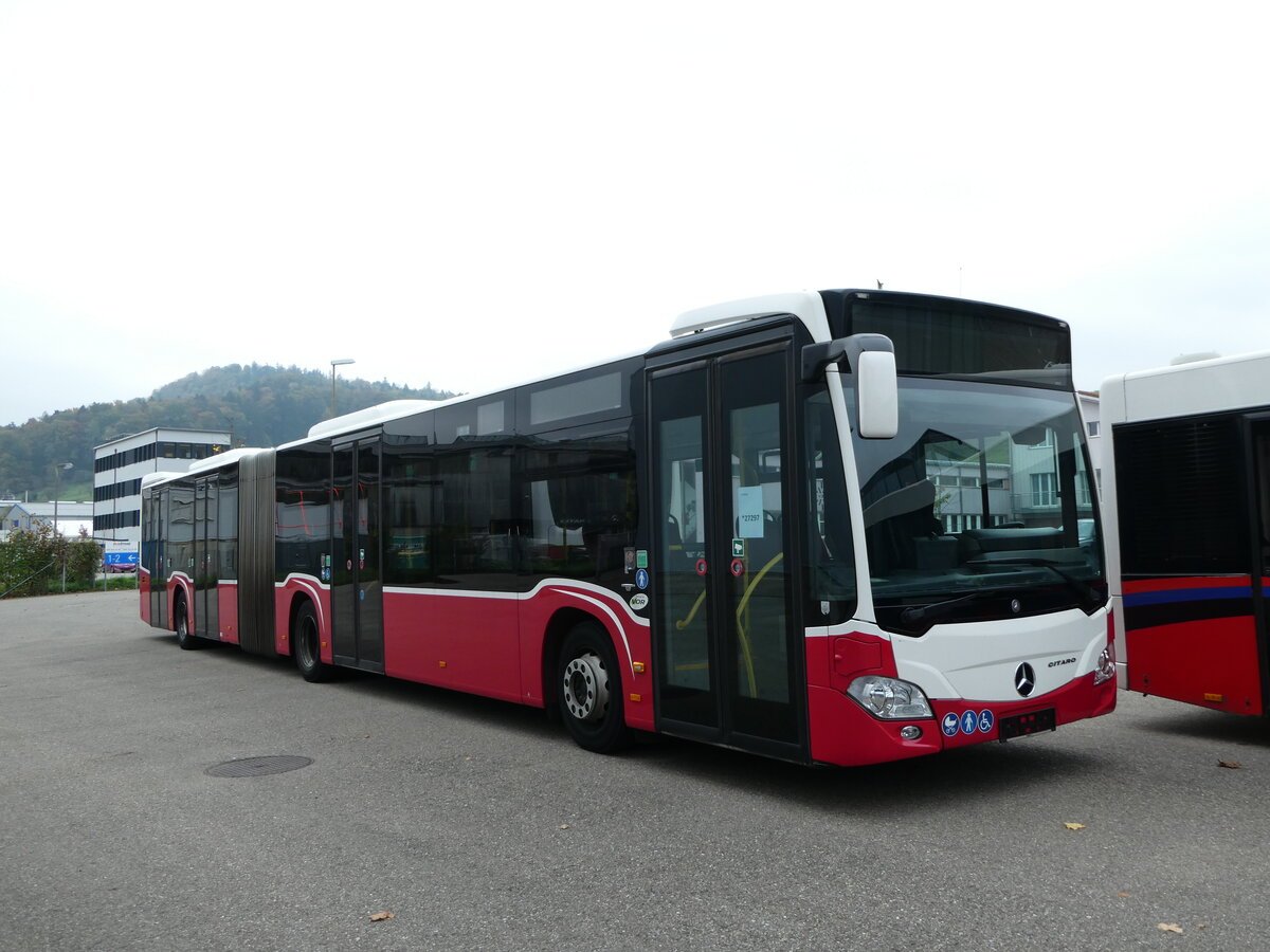 (241'615) - EvoBus, Winterthur - (127'297) - Mercedes (ex Wiener Linien, A-Wien Nr. 8727) am 20. Oktober 2022 in Winterthur, EvoBus