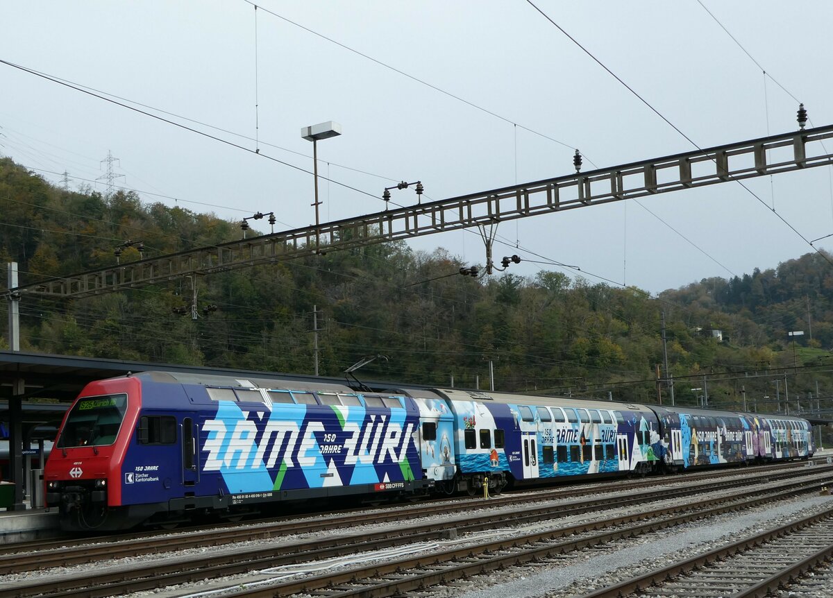 (241'633) - SBB-Zug - Nr. 450'016 - am 20. Oktober 2022 im Bahnhof Ziegelbr�cke