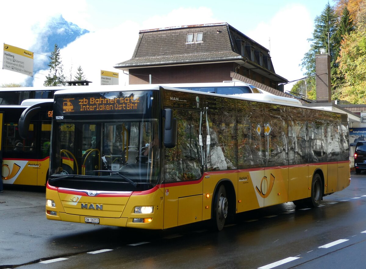 (241'713) - PostAuto Zentralschweiz - Nr. 11/OW 16'211 - MAN (ex Mattli, Wassen) am 22. Oktober 2022 auf dem Brnigpass