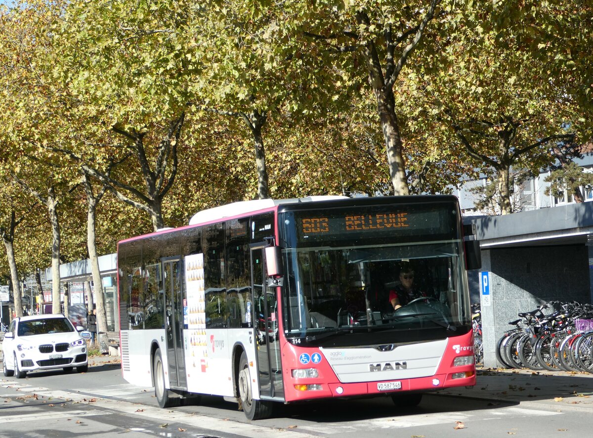 (242'349) - TRAVYS Yverdon - Nr. 114/VD 587'546 - MAN am 10. November 2022 beim Bahnhof Yverdon