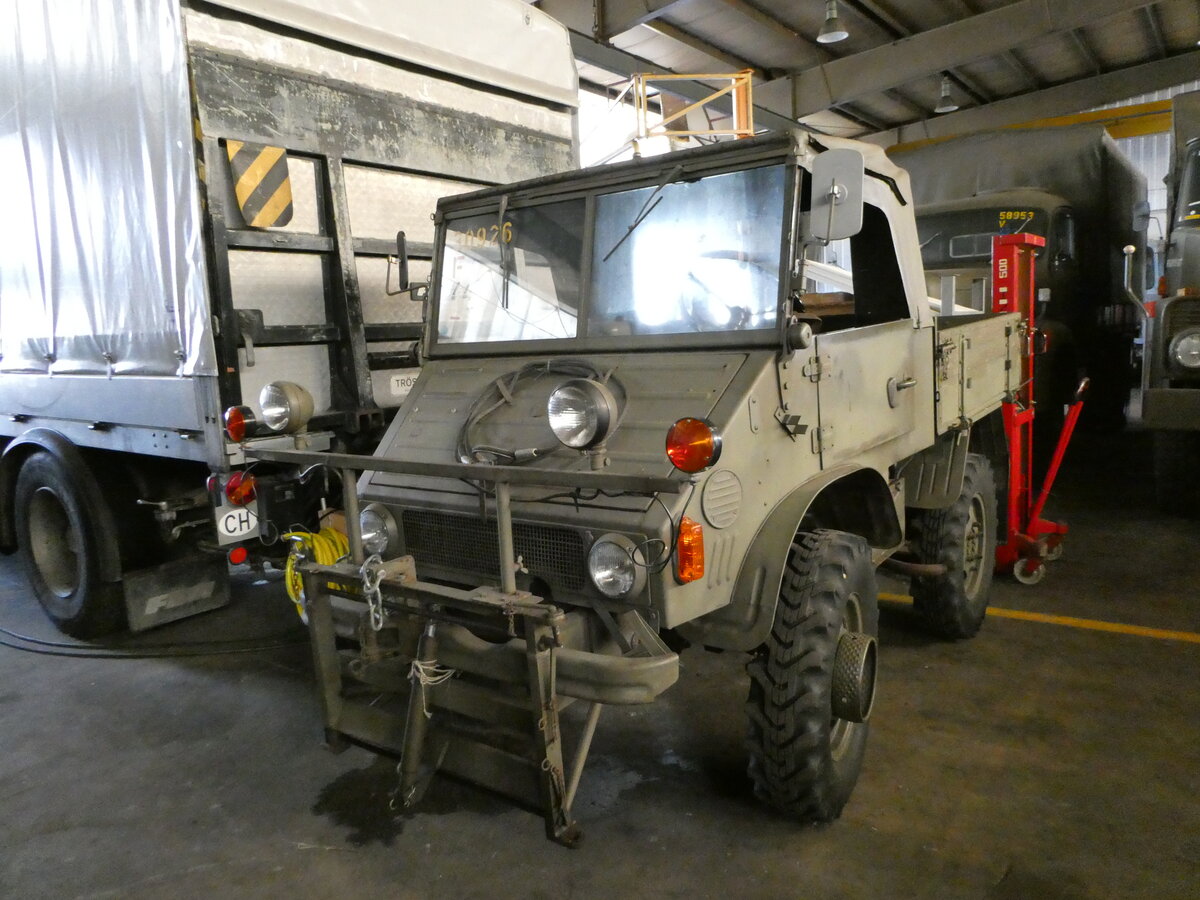 (243'150) - Schweizer Armee - M+30'926 - Mercedes-Unimoc am 26. November 2022 in Wetzikon, Z�rcherstrasse