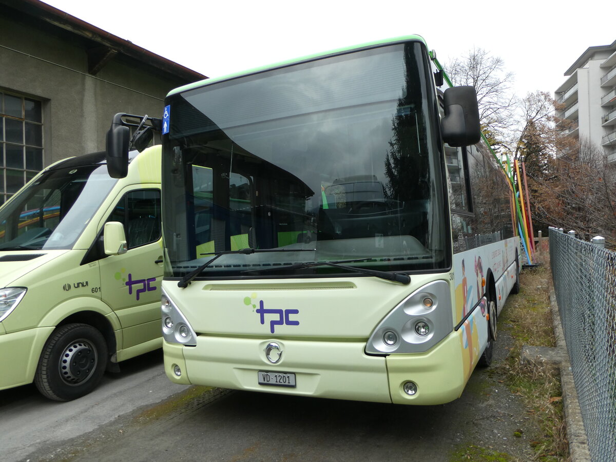 (243'442) - TPC Aigle - Nr. 301/VD 1201 - Irisbus am 3. Dezember 2022 in Monthey, Garage