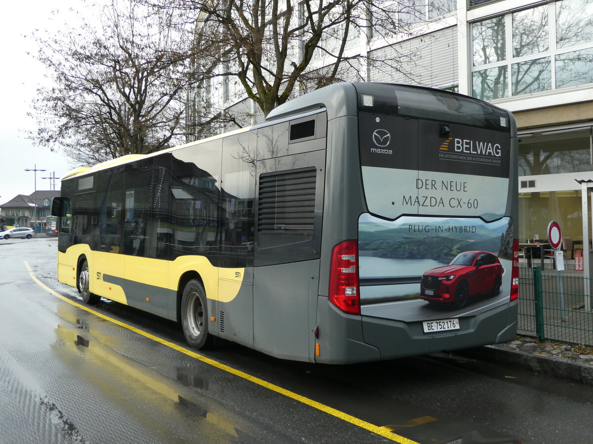 (244'075) - STI Thun - Nr. 176/BE 752'176 - Mercedes am 21. Dezember 2022 bei der Schifflndte Thun