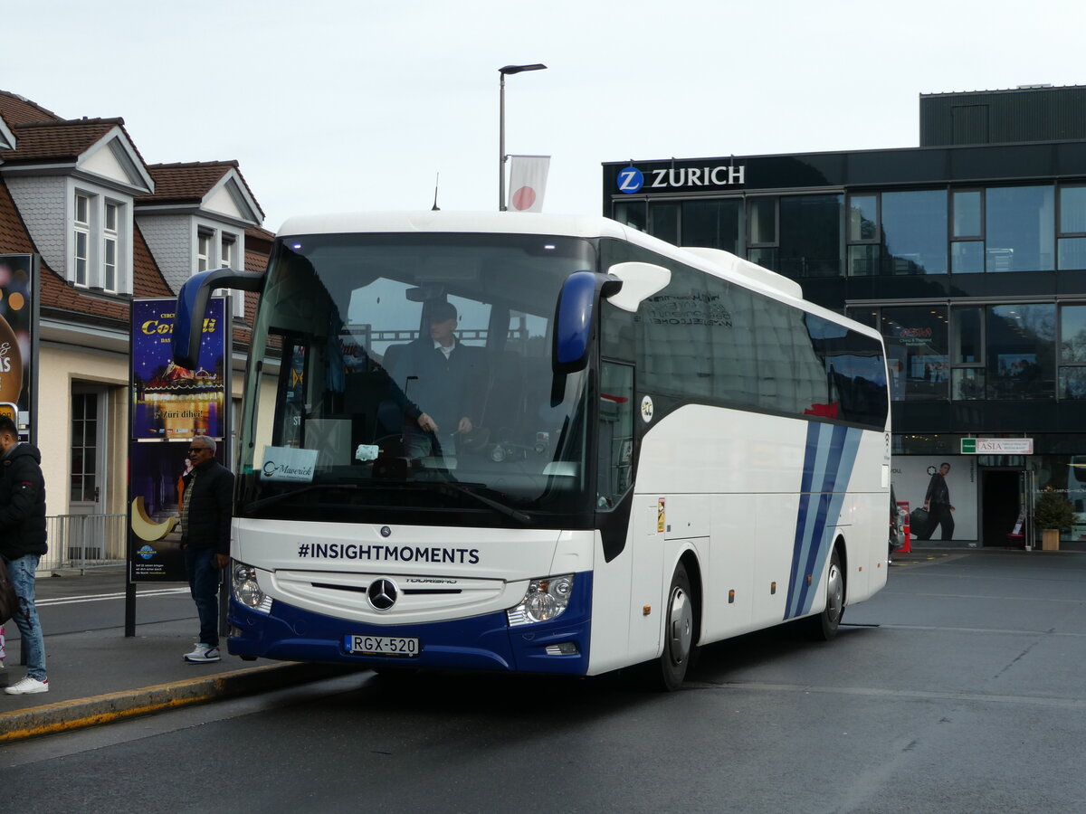 (244'289) - Aus Ungarn: HCC, Budapest - RGX-520 - Mercedes am 31. Dezember 2022 beim Bahnhof Interlaken Ost