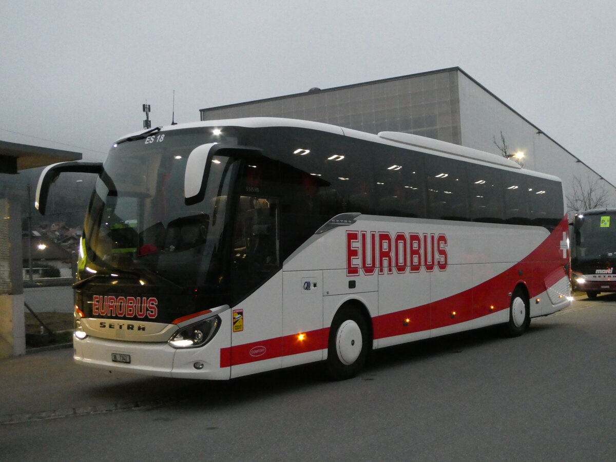 (244'465) - Saner, Laufen - Nr. 18/BL 7342 - Setra am 7. Januar 2023 beim Bahnhof Frutigen