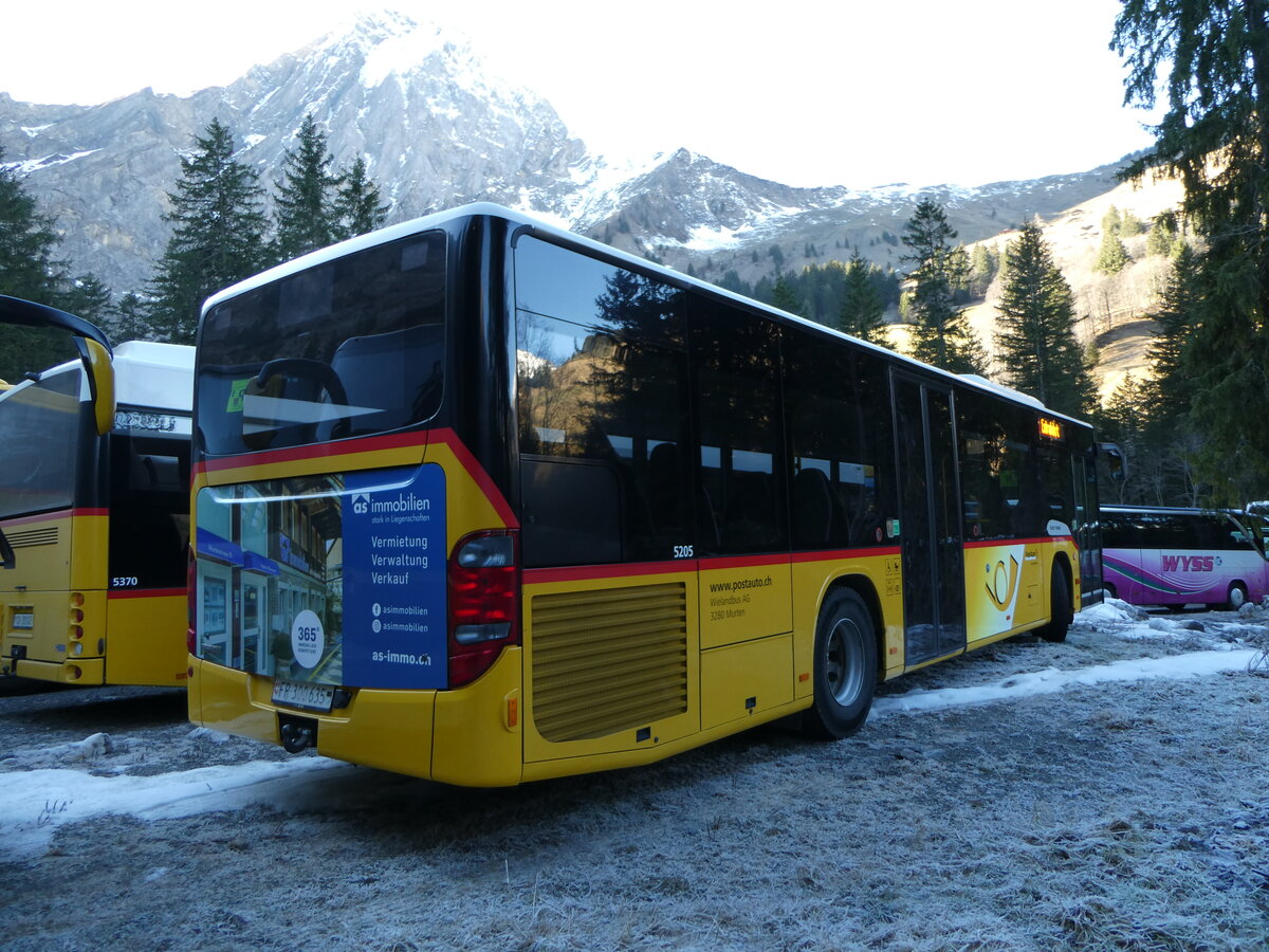 (244'692) - Wieland, Murten - Nr. 52/FR 300'635/PID 5205 - Setra am 7. Januar 2023 in Adelboden, Unter dem Birg