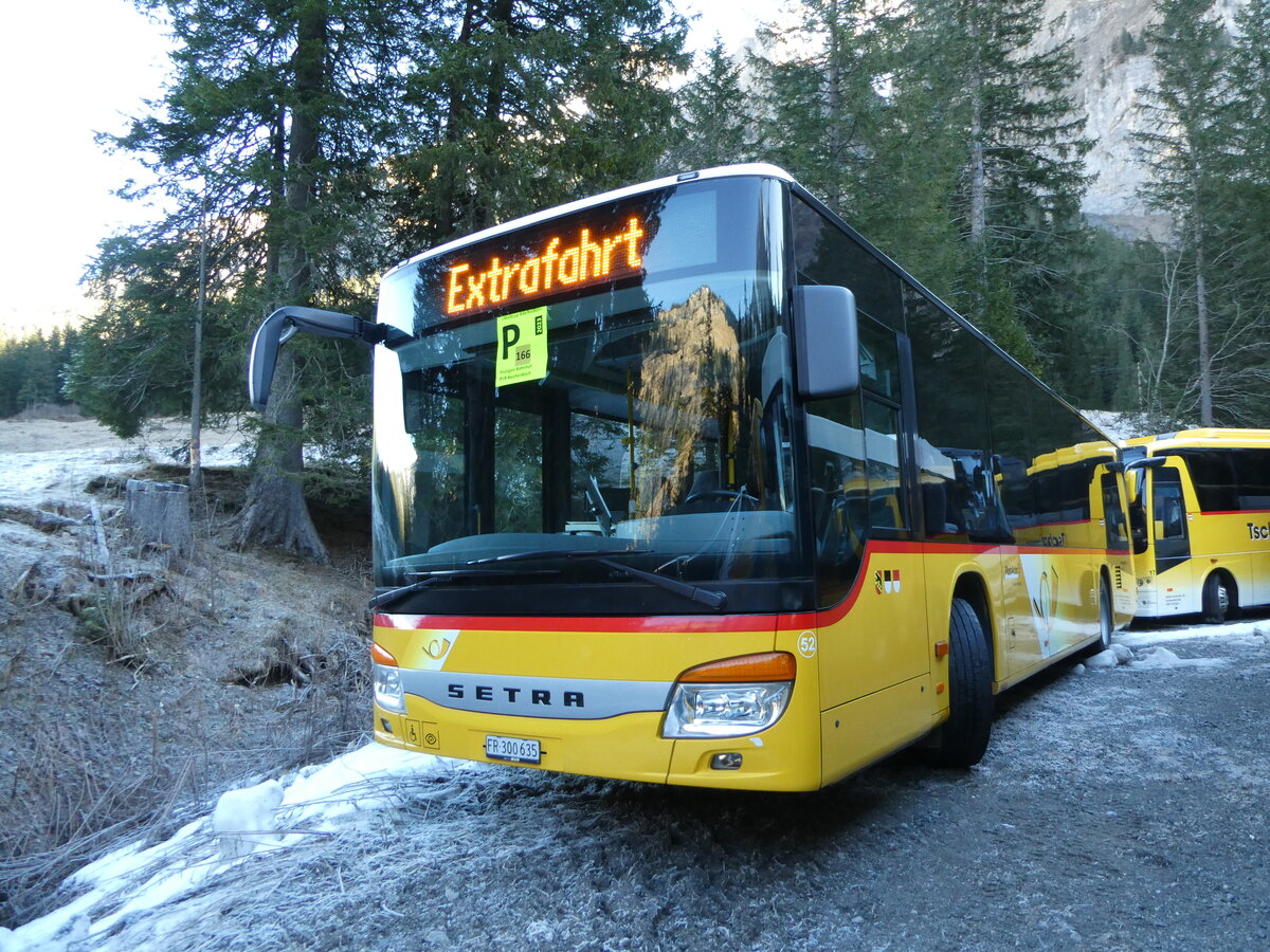 (244'693) - Wieland, Murten - Nr. 52/FR 300'635/PID 5205 - Setra am 7. Januar 2023 in Adelboden, Unter dem Birg