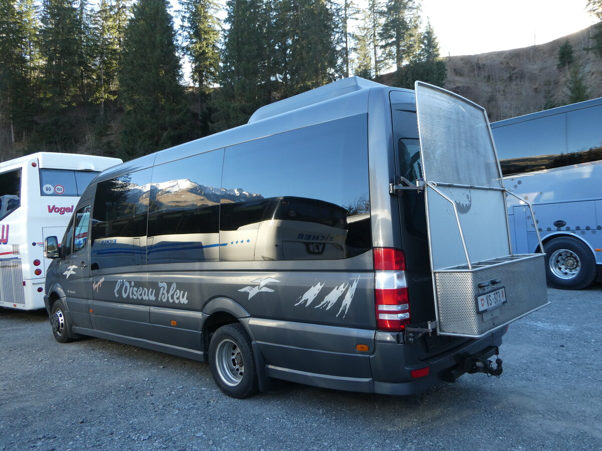 (244'744) - L'Oiseau Bleu, Sierre - VS 373 - Mercedes am 7. Januar 2023 in Adelboden, ASB