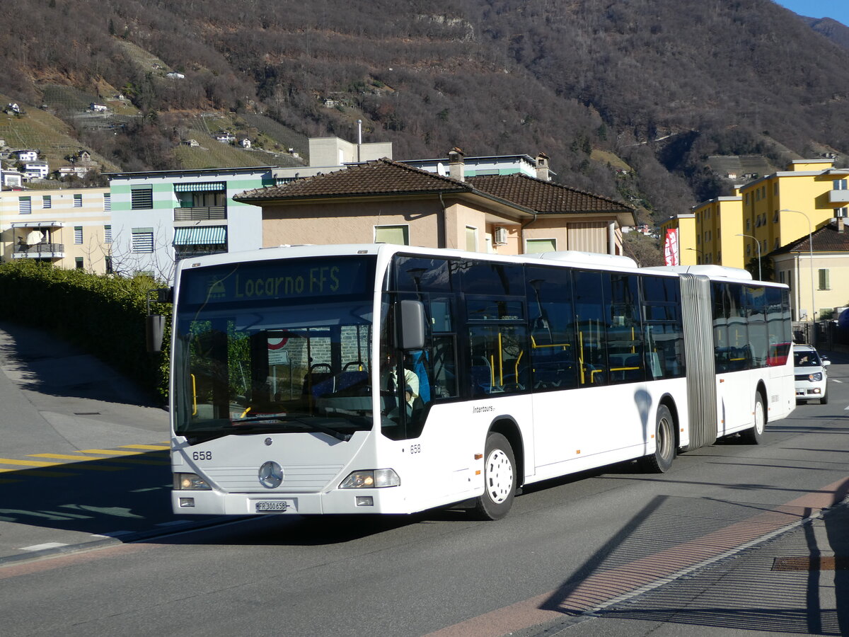 (244'923) - Intertours, Domdidier - Nr. 658/FR 300'658 - Mercedes (ex Nr. 206; ex VZO Grningen Nr. 51) am 10. Januar 2023 beim Bahnhof Tenero