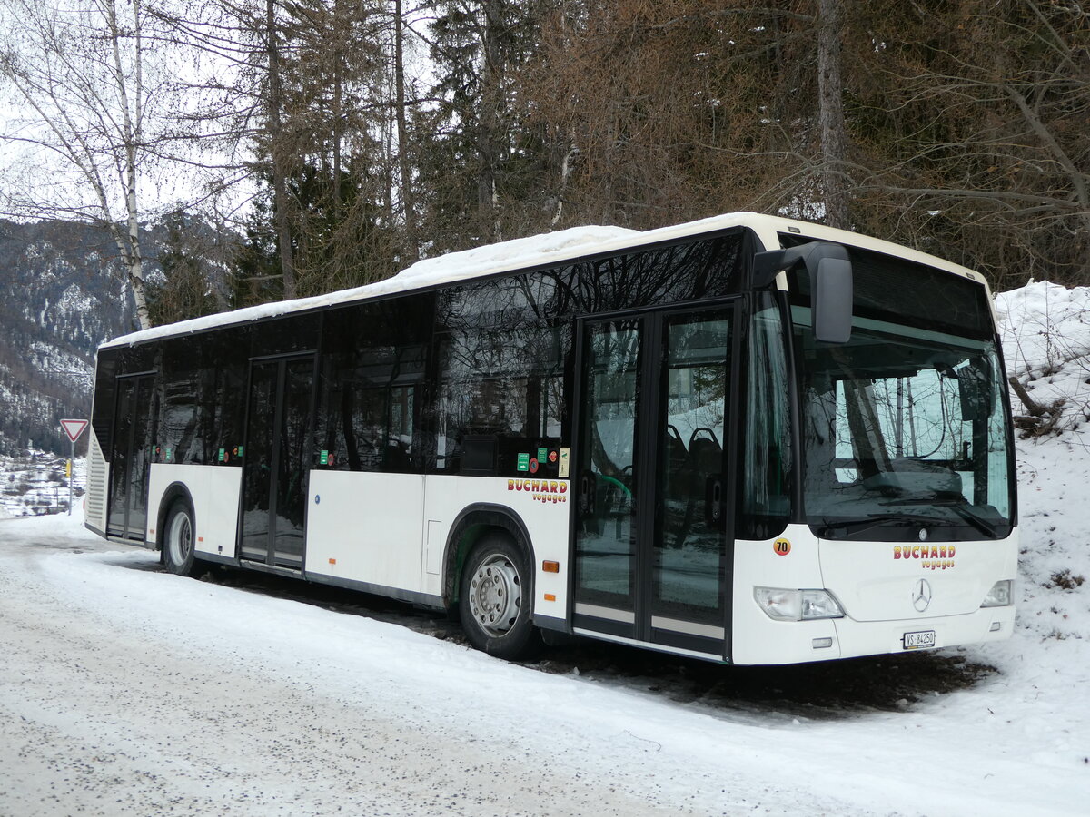 (245'030) - Buchard, Leytron - Nr. 70/VS 84'250 - Mercedes (ex MBC Morges Nr. 79) am 14. Januar 2023 in La Tzoumaz, Villy