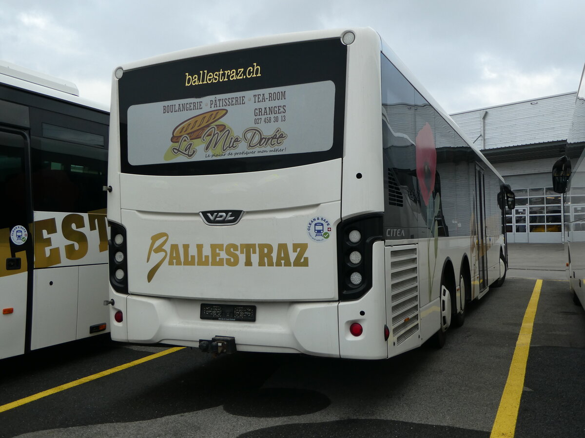 (245'497) - Ballestraz, Grne - (VS 332'330) - VDL am 28. Januar 2023 in Kerzers, Interbus