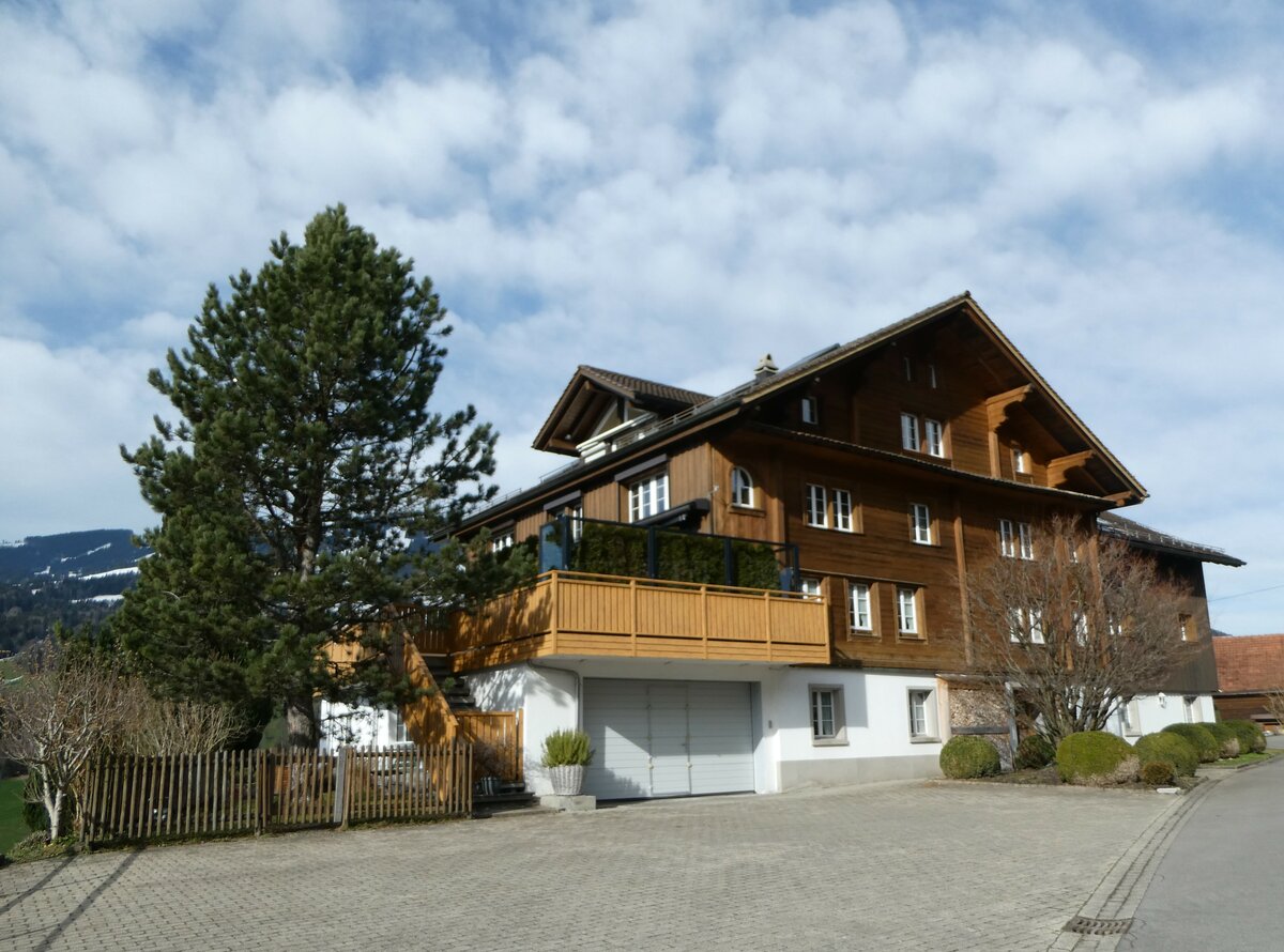 (245'736) - Ehemaliges Hotel Adelboden am 3. Februar 2023 in Steinen