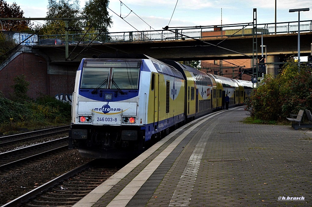 246 003-8 stand mit den ME nach cuxhafen,im bhf hh-harburg,01.11.14