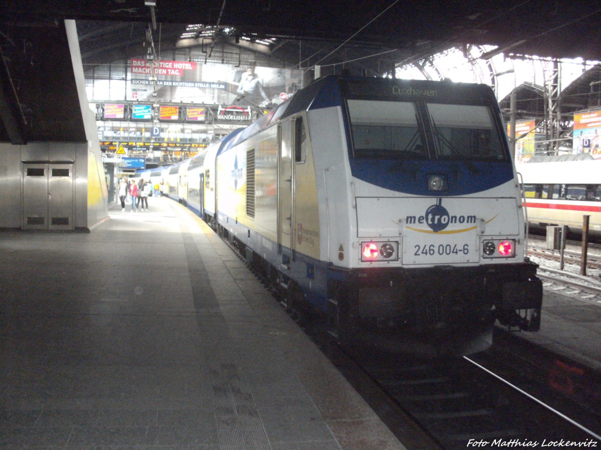 246 004-6 mit ziel cuxhaven im Bahnhof Hamburg Hbf am 1.9.13