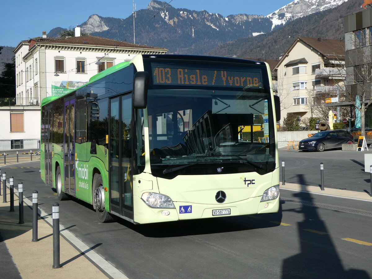 (246'045) - TPC Aigle - Nr. 661/VD 587'776 - Mercedes am 11. Februar 2023 beim Bahnhof Aigle