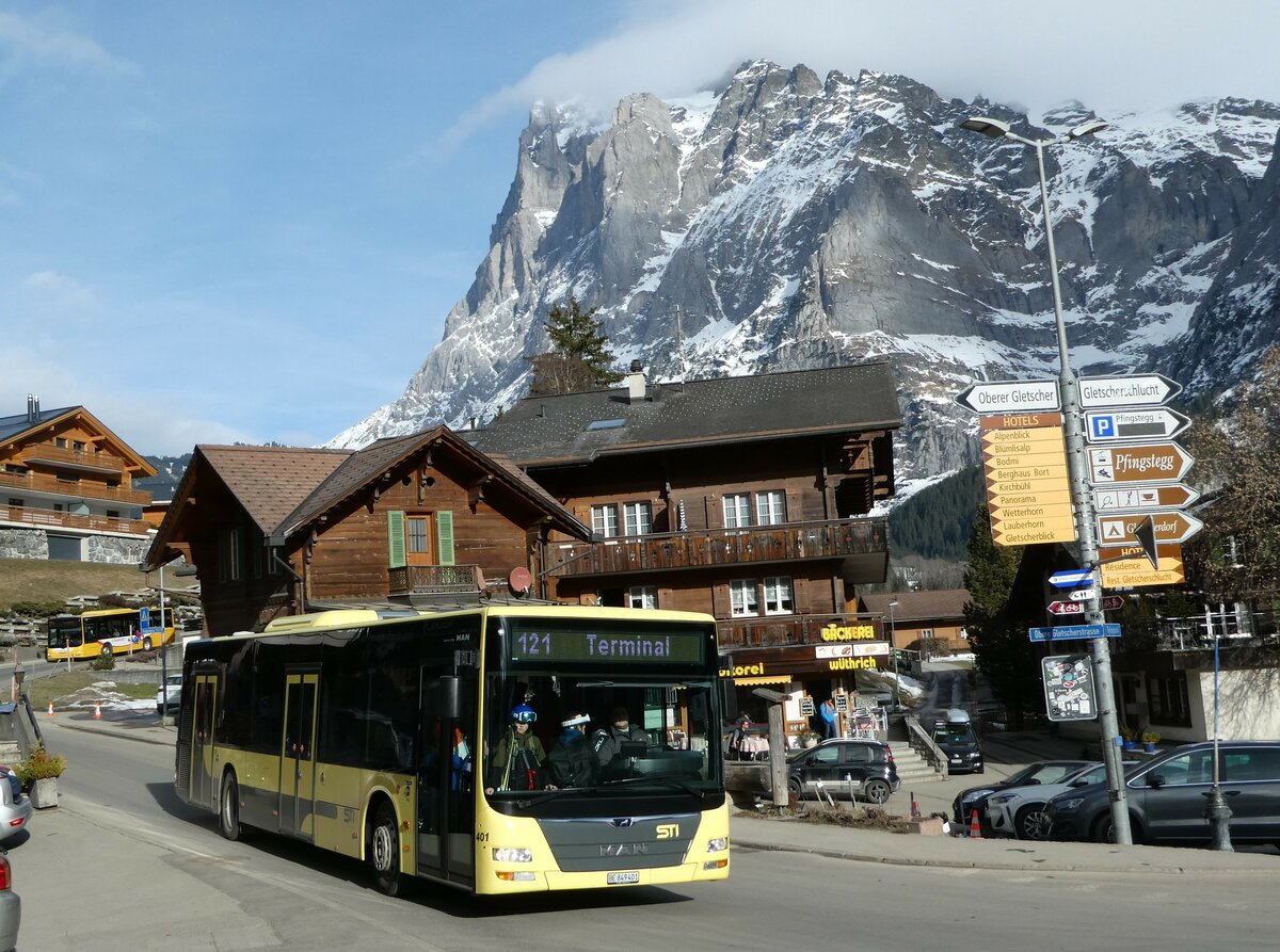 (246'274) - STI Thun - Nr. 401/BE 849'401 - MAN am 17. Februar 2023 in Grindelwald, Kirche (Einsatz Grindelwaldbus)