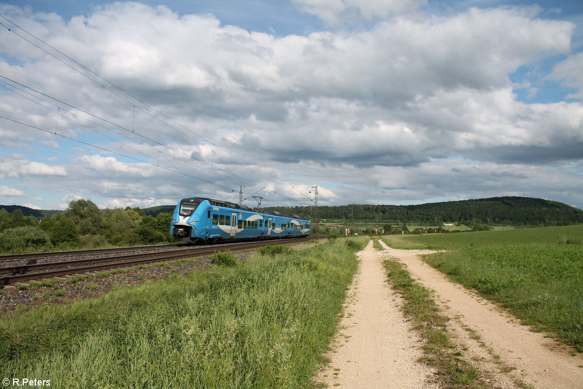 2463 024-4 als RE80 Treuchtlingen - Würzburg kurz hinter Treuchtlingen. 28.05.24